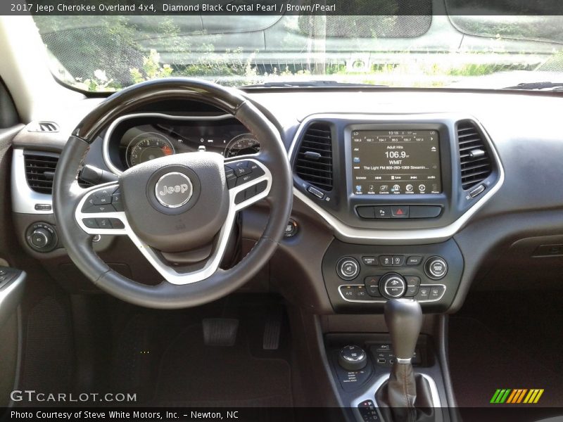 Dashboard of 2017 Cherokee Overland 4x4