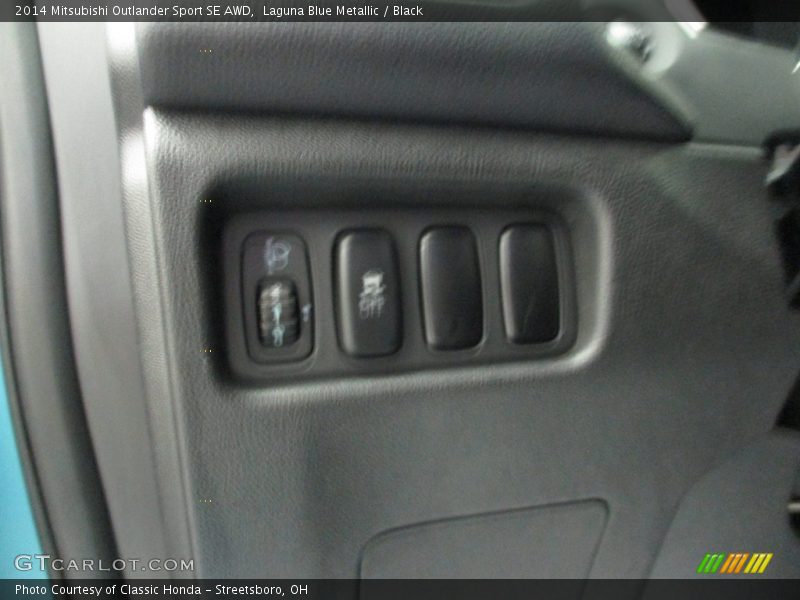 Laguna Blue Metallic / Black 2014 Mitsubishi Outlander Sport SE AWD
