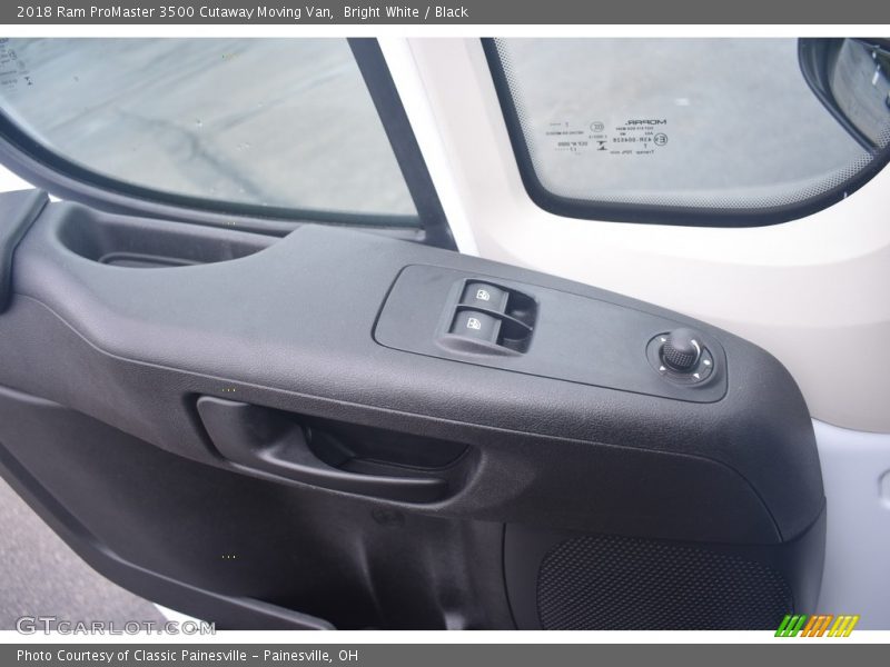 Bright White / Black 2018 Ram ProMaster 3500 Cutaway Moving Van