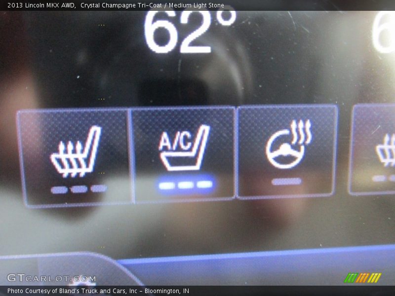 Crystal Champagne Tri-Coat / Medium Light Stone 2013 Lincoln MKX AWD