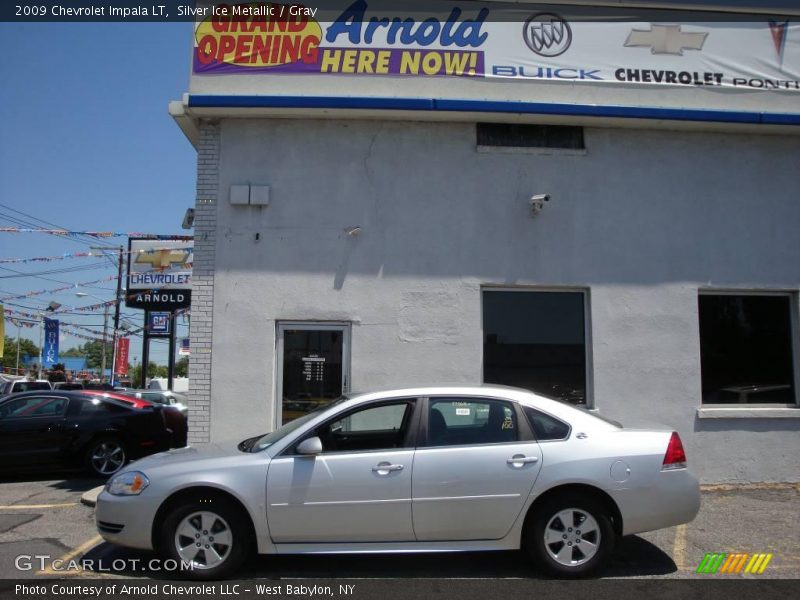 Silver Ice Metallic / Gray 2009 Chevrolet Impala LT