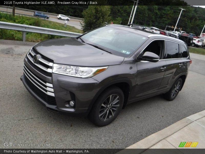 Predawn Gray Mica / Black 2018 Toyota Highlander XLE AWD