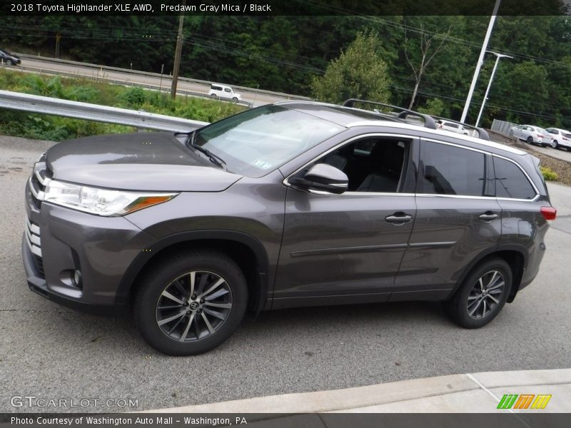 Predawn Gray Mica / Black 2018 Toyota Highlander XLE AWD
