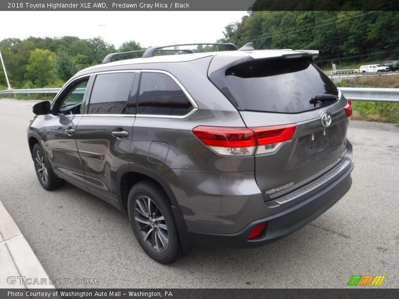 Predawn Gray Mica / Black 2018 Toyota Highlander XLE AWD
