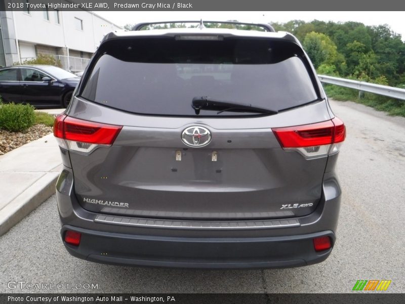 Predawn Gray Mica / Black 2018 Toyota Highlander XLE AWD