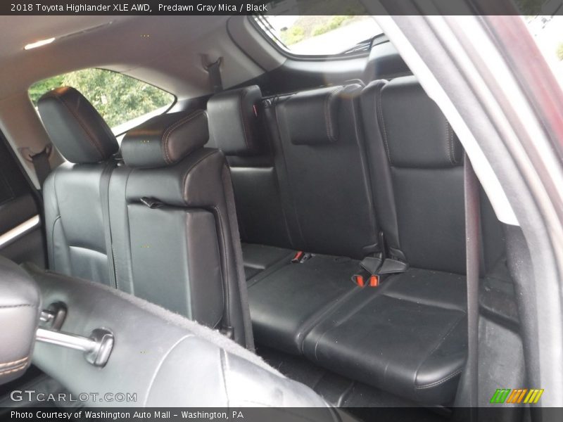 Predawn Gray Mica / Black 2018 Toyota Highlander XLE AWD