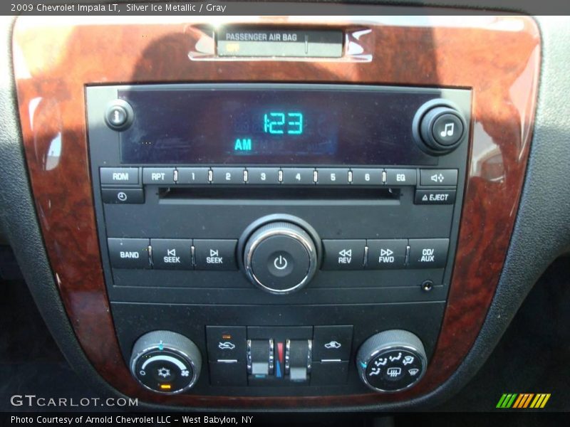 Silver Ice Metallic / Gray 2009 Chevrolet Impala LT
