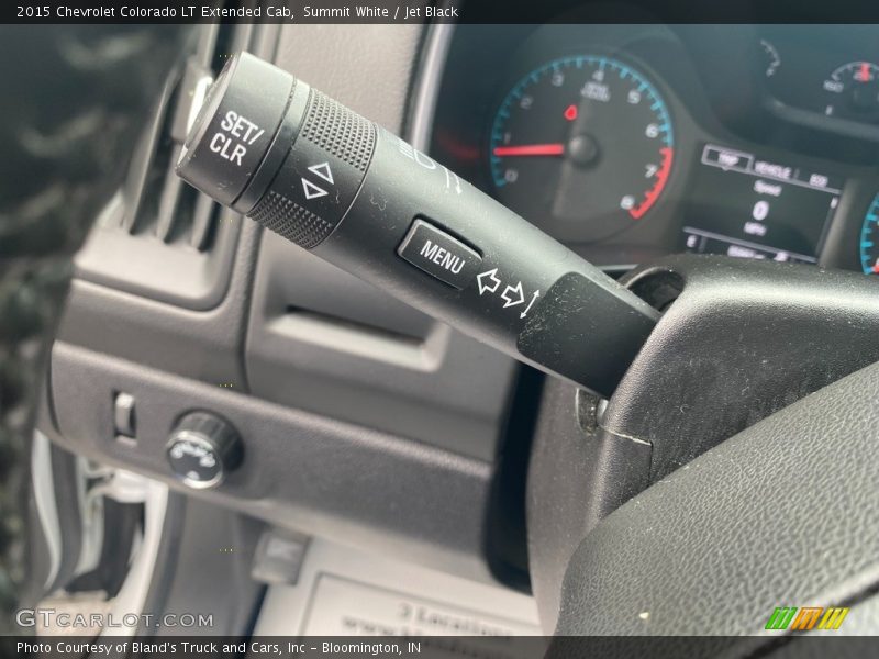 Summit White / Jet Black 2015 Chevrolet Colorado LT Extended Cab