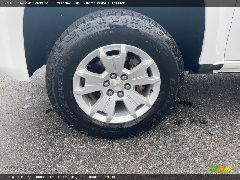 Summit White / Jet Black 2015 Chevrolet Colorado LT Extended Cab