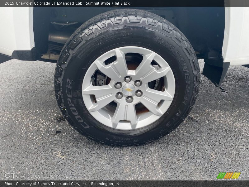Summit White / Jet Black 2015 Chevrolet Colorado LT Extended Cab