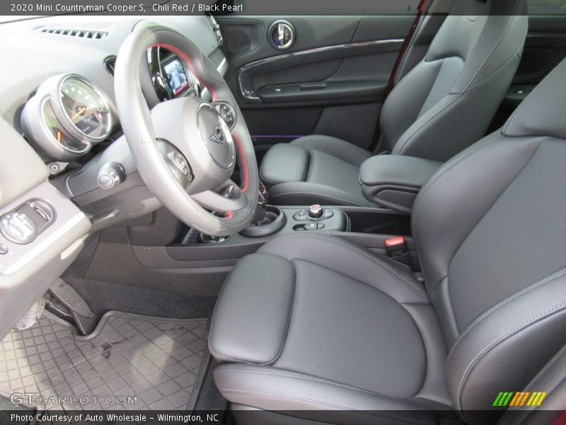 Chili Red / Black Pearl 2020 Mini Countryman Cooper S