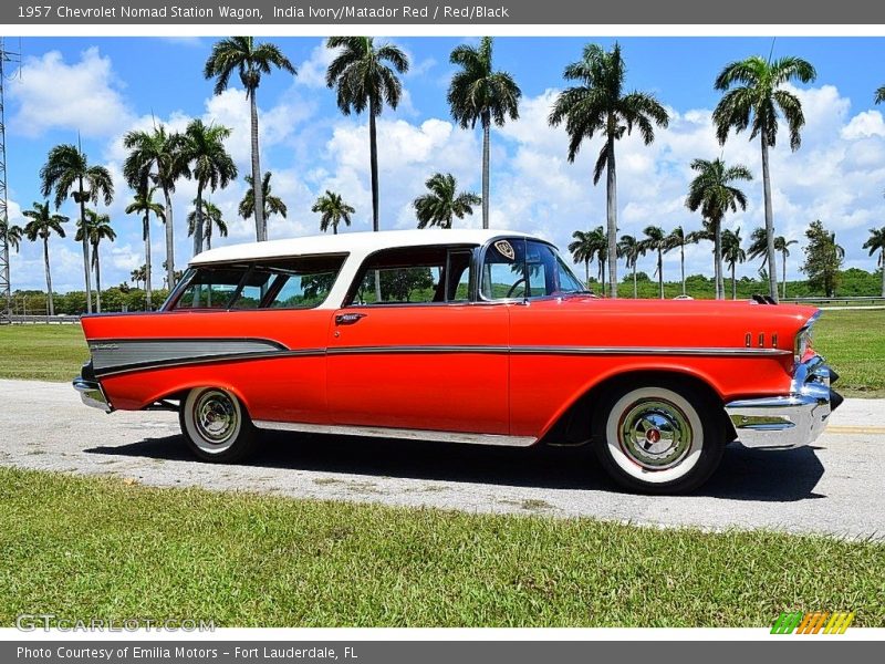  1957 Nomad Station Wagon India Ivory/Matador Red