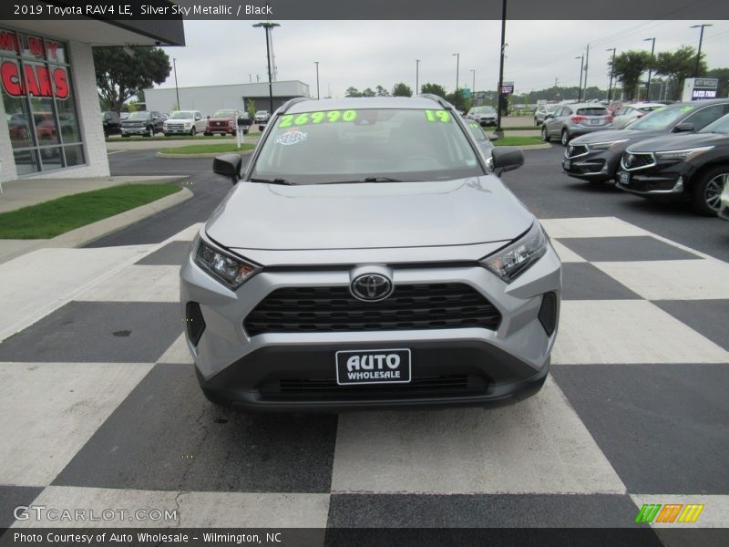 Silver Sky Metallic / Black 2019 Toyota RAV4 LE