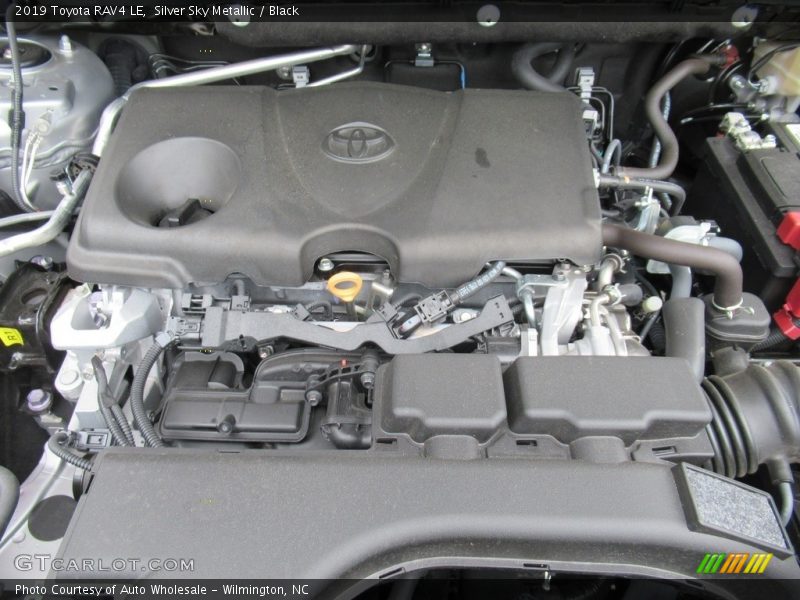 Silver Sky Metallic / Black 2019 Toyota RAV4 LE