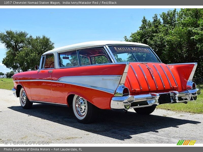  1957 Nomad Station Wagon India Ivory/Matador Red