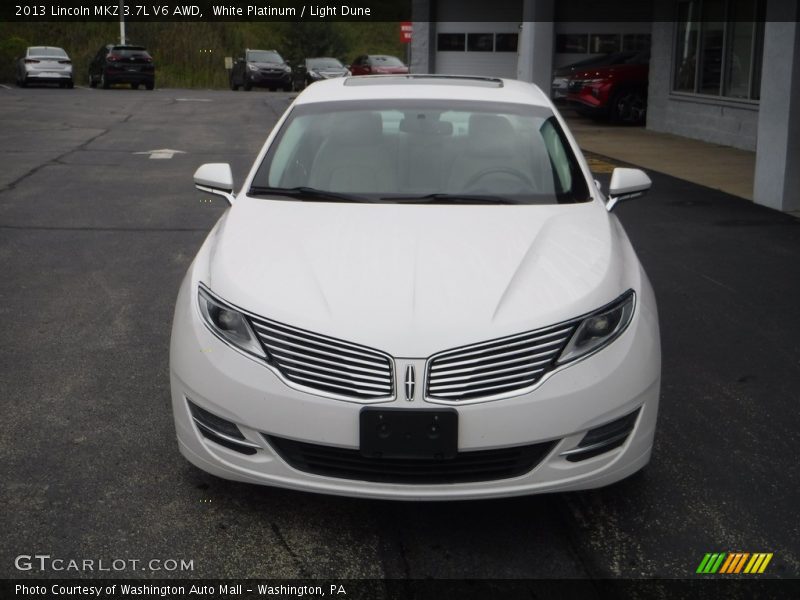 White Platinum / Light Dune 2013 Lincoln MKZ 3.7L V6 AWD