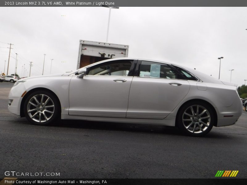 White Platinum / Light Dune 2013 Lincoln MKZ 3.7L V6 AWD