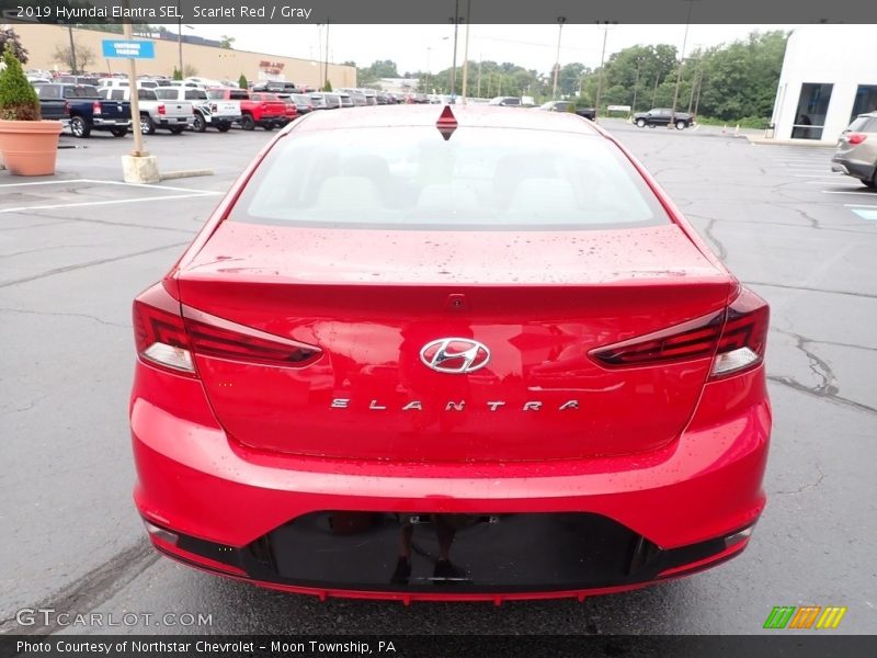 Scarlet Red / Gray 2019 Hyundai Elantra SEL