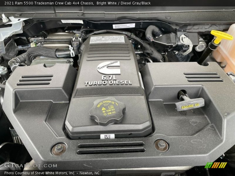 Bright White / Diesel Gray/Black 2021 Ram 5500 Tradesman Crew Cab 4x4 Chassis
