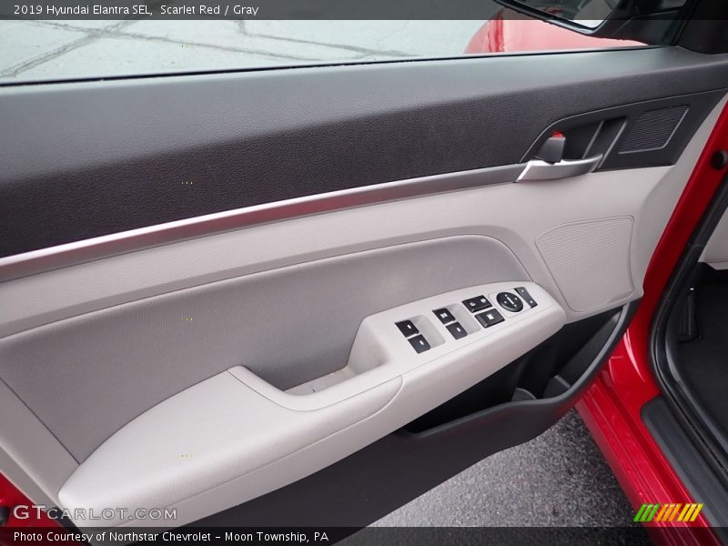 Scarlet Red / Gray 2019 Hyundai Elantra SEL