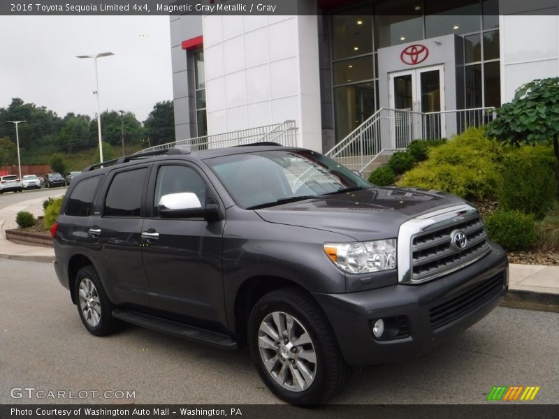 Front 3/4 View of 2016 Sequoia Limited 4x4