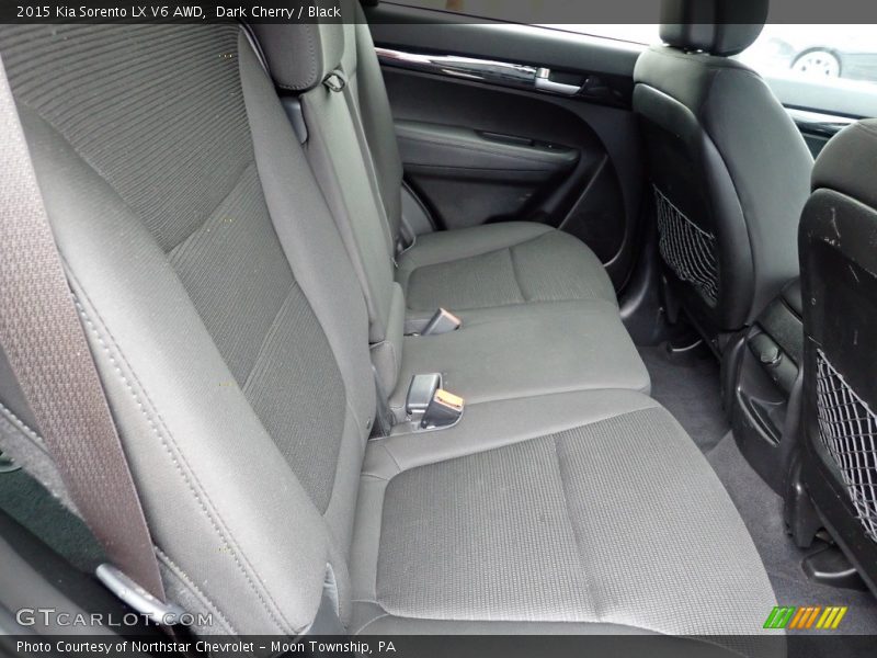 Rear Seat of 2015 Sorento LX V6 AWD