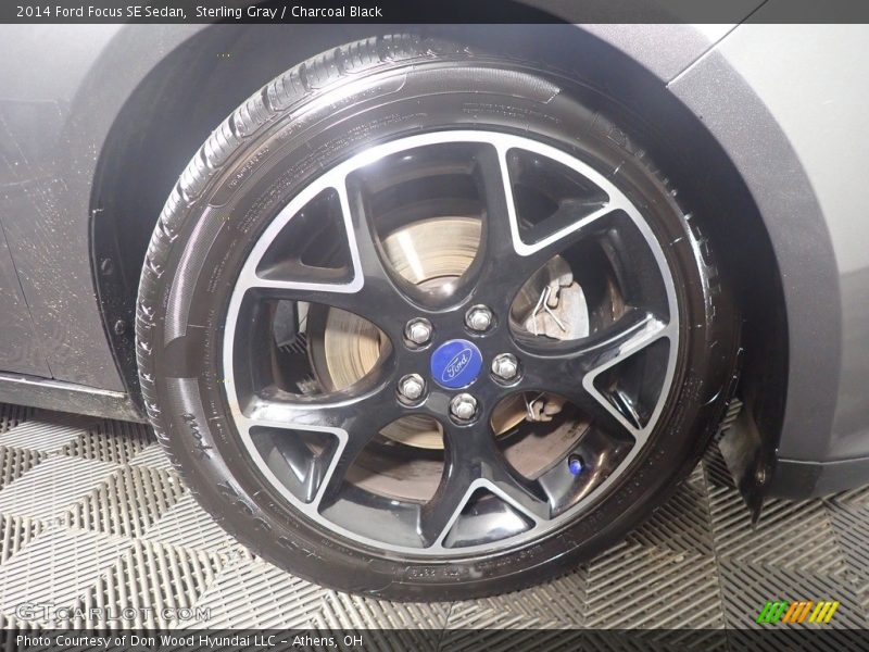 Sterling Gray / Charcoal Black 2014 Ford Focus SE Sedan
