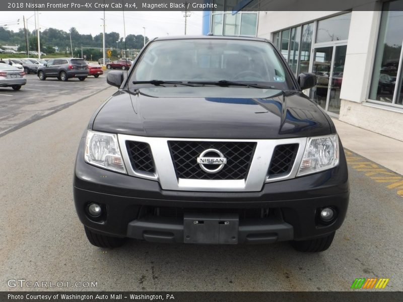 Magnetic Black / Graphite 2018 Nissan Frontier Pro-4X Crew Cab 4x4