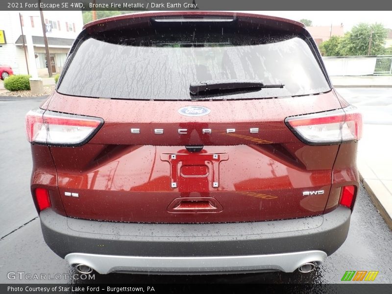 Bronze Fire Metallic / Dark Earth Gray 2021 Ford Escape SE 4WD