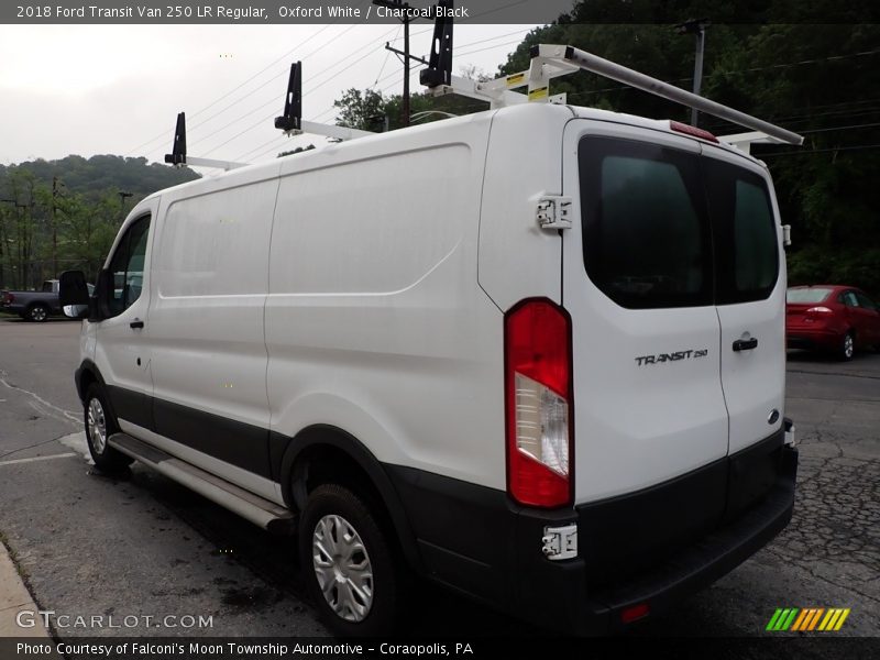 Oxford White / Charcoal Black 2018 Ford Transit Van 250 LR Regular