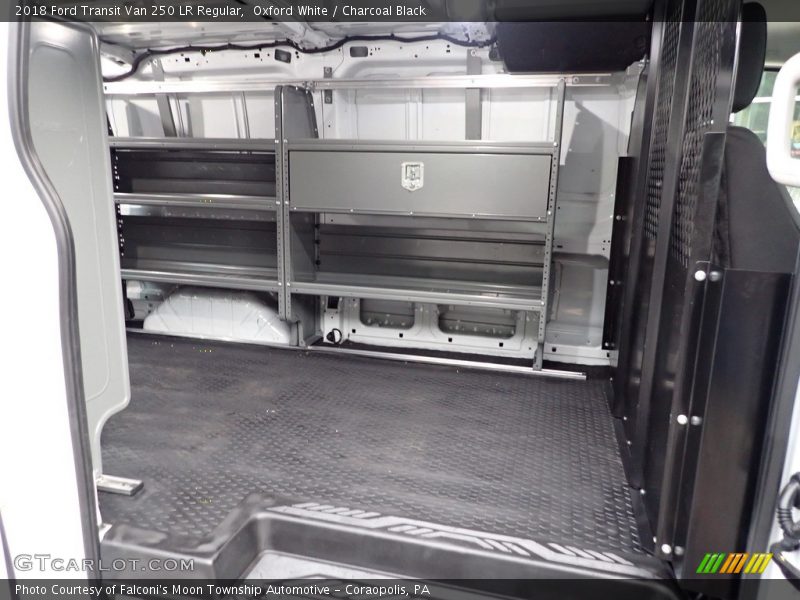 Oxford White / Charcoal Black 2018 Ford Transit Van 250 LR Regular