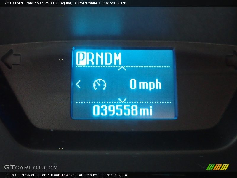 Oxford White / Charcoal Black 2018 Ford Transit Van 250 LR Regular