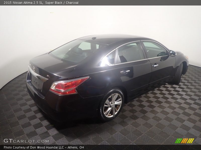 Super Black / Charcoal 2015 Nissan Altima 2.5 SL