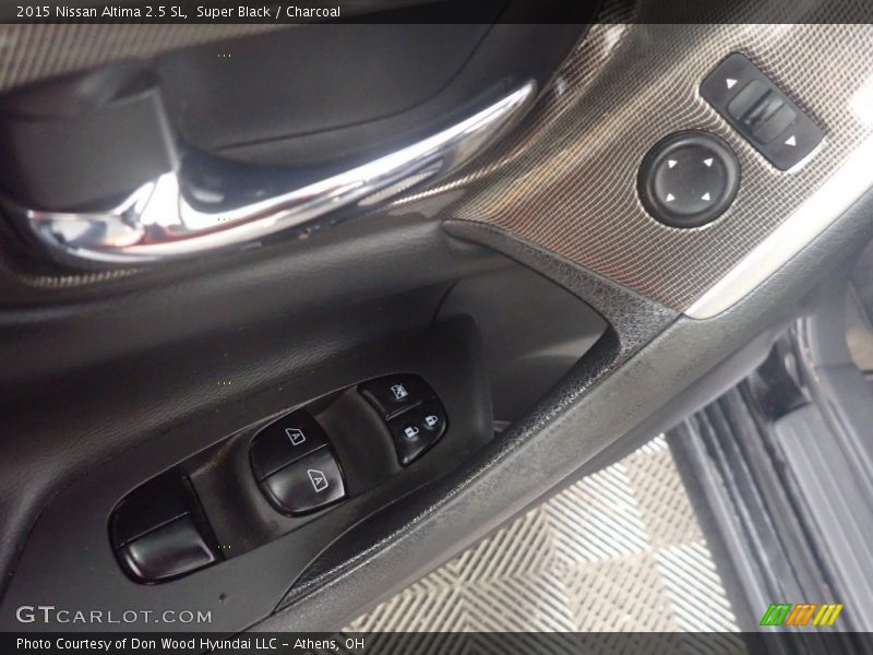 Super Black / Charcoal 2015 Nissan Altima 2.5 SL