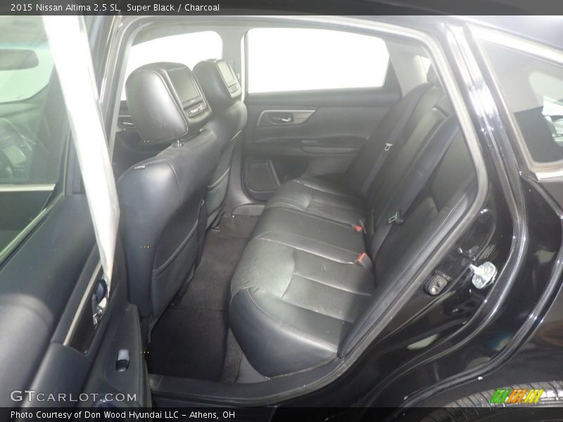 Super Black / Charcoal 2015 Nissan Altima 2.5 SL