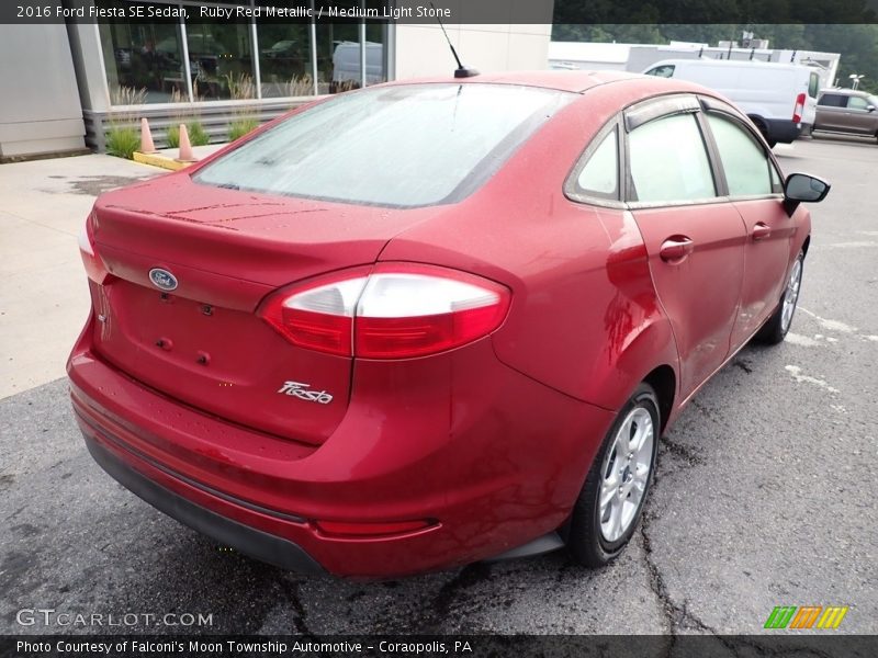 Ruby Red Metallic / Medium Light Stone 2016 Ford Fiesta SE Sedan