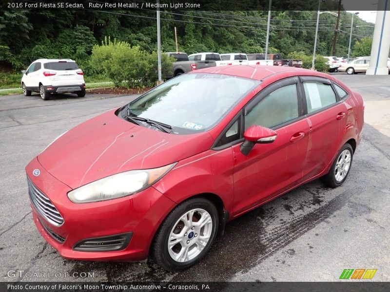 Ruby Red Metallic / Medium Light Stone 2016 Ford Fiesta SE Sedan