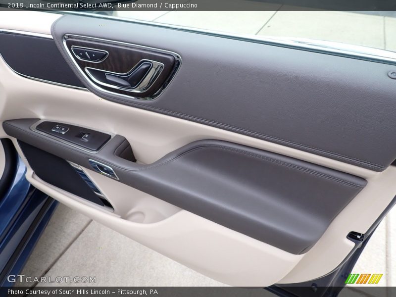 Door Panel of 2018 Continental Select AWD