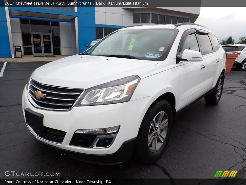Summit White / Dark Titanium/Light Titanium 2017 Chevrolet Traverse LT AWD