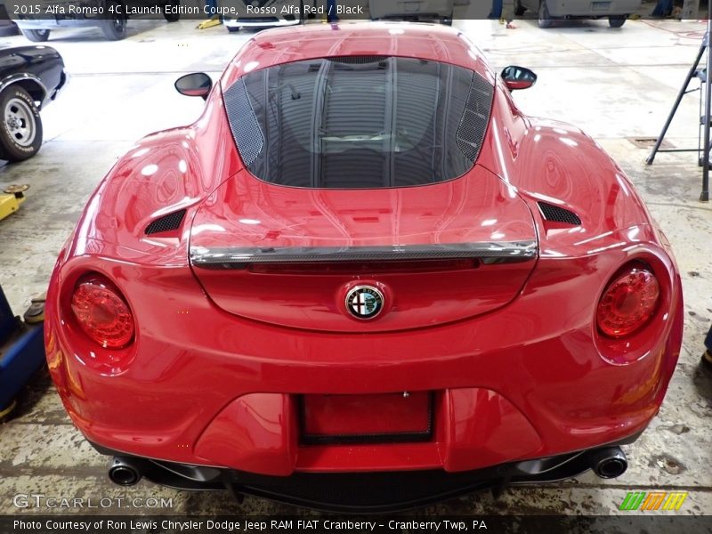  2015 4C Launch Edition Coupe Rosso Alfa Red