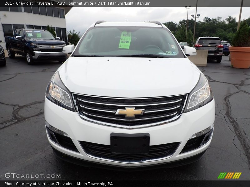 Summit White / Dark Titanium/Light Titanium 2017 Chevrolet Traverse LT AWD