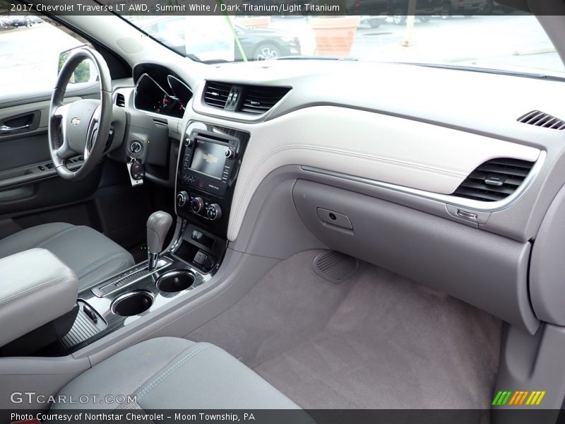 Summit White / Dark Titanium/Light Titanium 2017 Chevrolet Traverse LT AWD