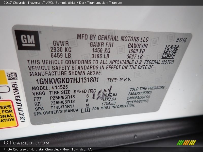Summit White / Dark Titanium/Light Titanium 2017 Chevrolet Traverse LT AWD
