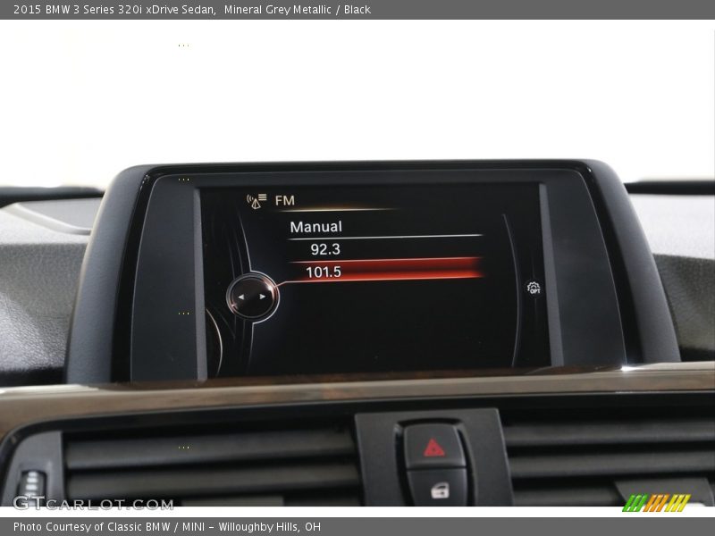 Mineral Grey Metallic / Black 2015 BMW 3 Series 320i xDrive Sedan