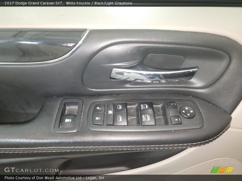 White Knuckle / Black/Light Graystone 2017 Dodge Grand Caravan SXT