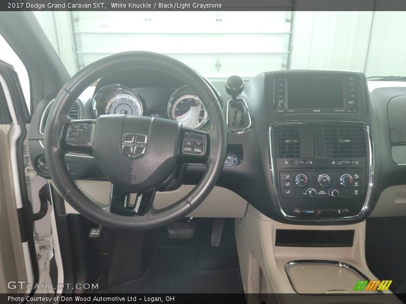 White Knuckle / Black/Light Graystone 2017 Dodge Grand Caravan SXT