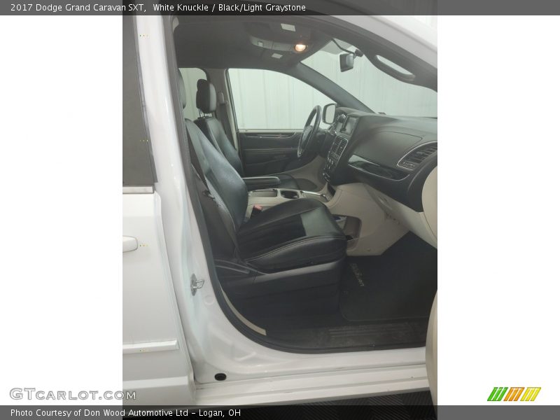 White Knuckle / Black/Light Graystone 2017 Dodge Grand Caravan SXT