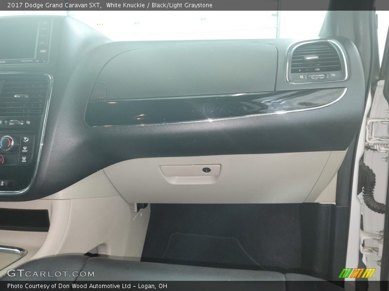 White Knuckle / Black/Light Graystone 2017 Dodge Grand Caravan SXT