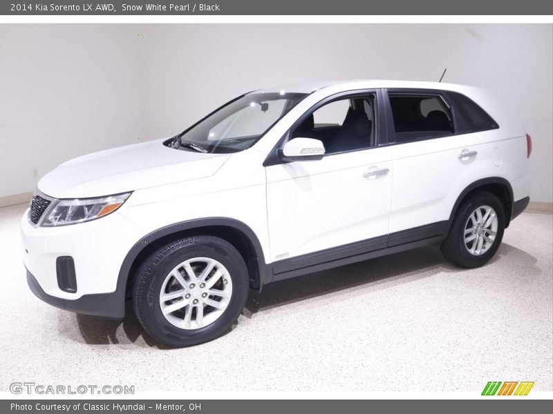 Snow White Pearl / Black 2014 Kia Sorento LX AWD