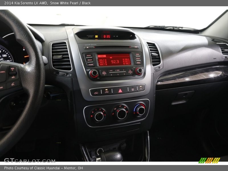 Snow White Pearl / Black 2014 Kia Sorento LX AWD